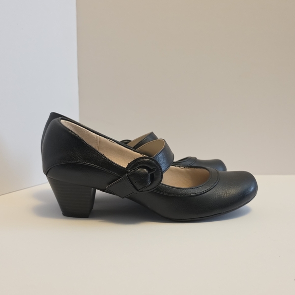 Life Stride Black Heeled Mary Janes - Picture 4 of 9